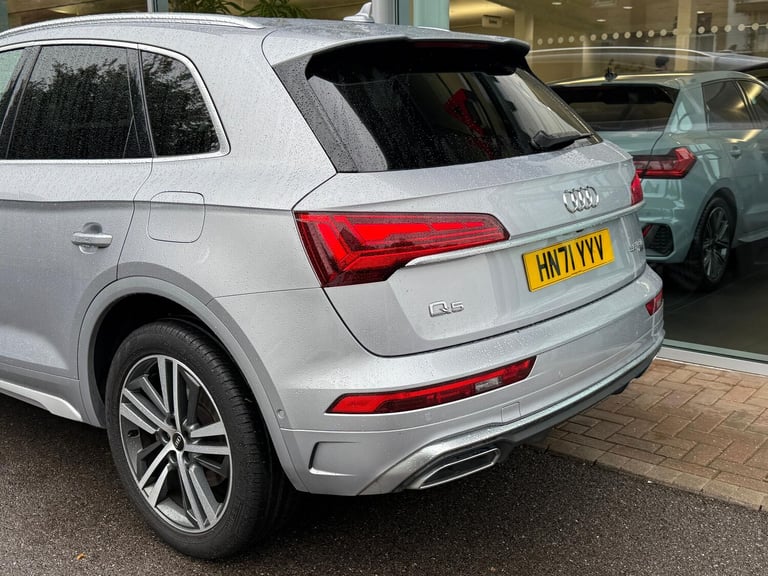  Audi Q5 2.0 TFSIe 55 Competition SUV 5dr Petrol Plug-in Hybrid S Tronic quattro Eur Petrol/Elect...