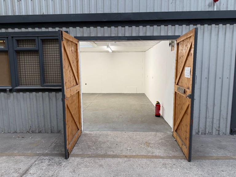 TO LET - 233 SQ FT - STORAGE / WORKSHOP / SIMILAR USE - FLEXIBLE TERMS - AVAILABLE NOW!!!