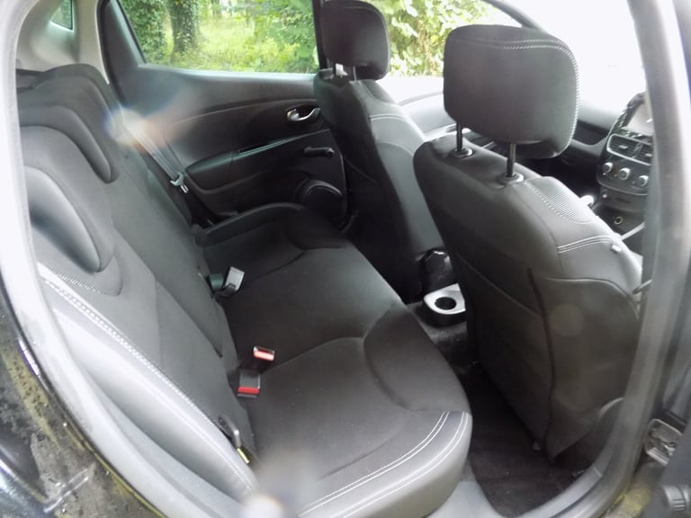 2018 Renault Clio 0.9 TCE 75 Iconic 5dr HATCHBACK Petrol Manual
