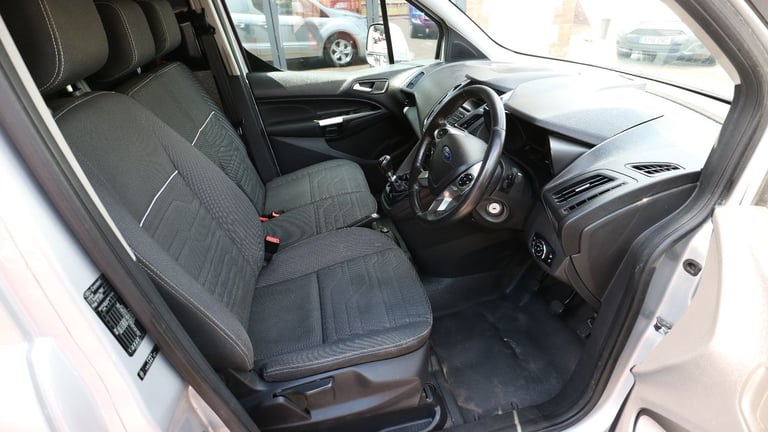 FORD TRANSIT 200 LIMITED PV Silver Manual Diesel, 2016