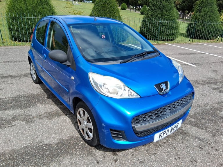 2011 Peugeot 107 1.0 Urban 5dr HATCHBACK Petrol Manual