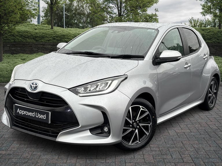 2022 Toyota Yaris 1.5 Hybrid Design 5dr CVT Hatchback Hybrid Automatic