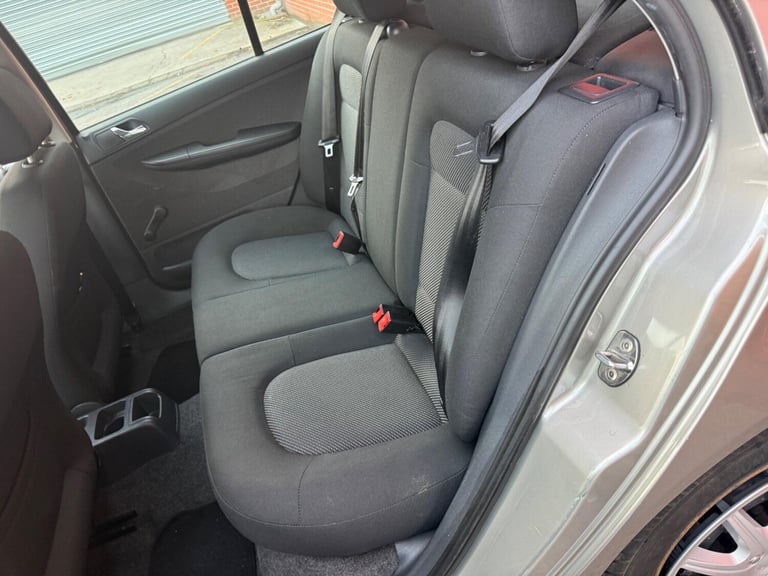 2007 Skoda Fabia 1.2 HTP 12V Ambiente 5dr HATCHBACK Petrol Manual