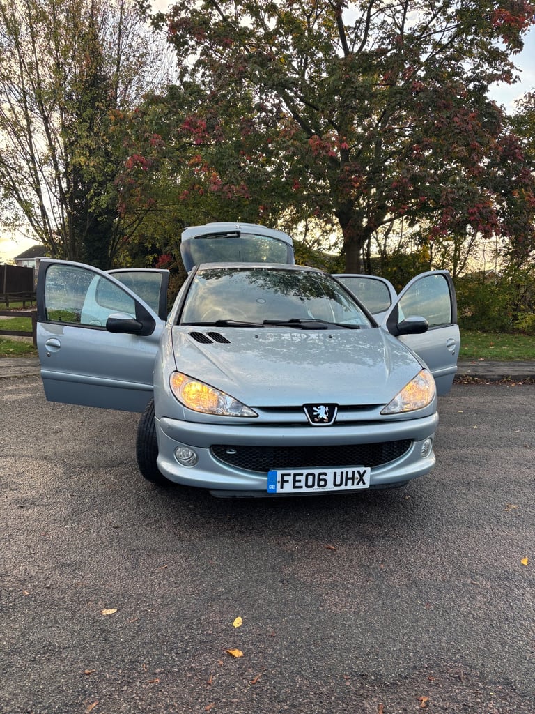 Peugeot, 206, Hatchback, 2006, Manual, 1360 (cc), 5 doors