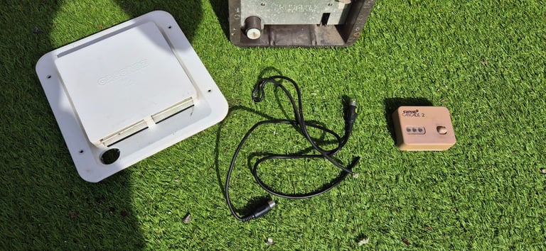 CARVER CASCADE 2 gas water heater for camper caravan motorhome boat.