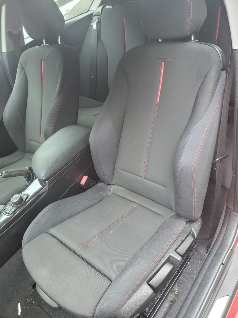 BREAKING : BMW 1  F20 / 11     1.6p  engine: N13B16A , colour: A61