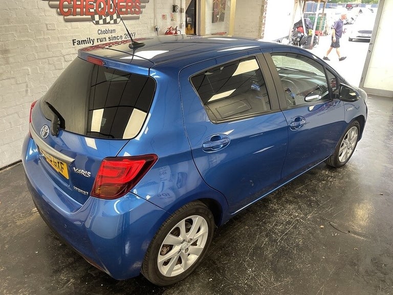 2016 Toyota Yaris VVT-h Excel Hatchback HYBRID Automatic