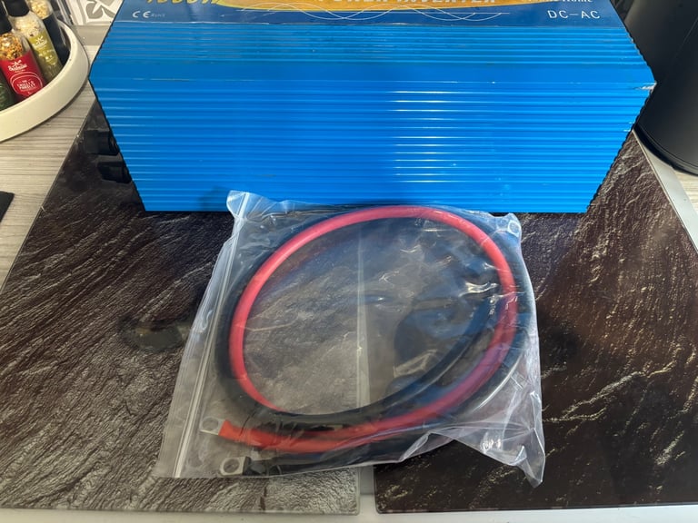 image for 4000 watt power inverter with BN battery connector leads