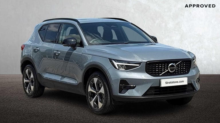 image for  Volvo XC40 2.0 B4P Ultimate Dark 5dr Auto Estate Petrol Automatic