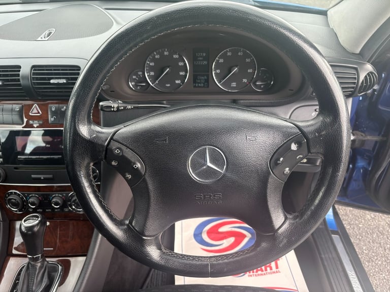 2004 Mercedes-Benz C-Class C200K Elegance SE 4dr Auto SALOON Petrol Automatic