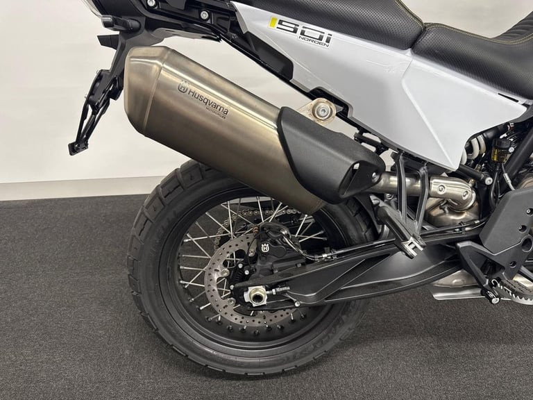 2025 Husqvarna Street NORDEN 901 Petrol grey 6 Speed