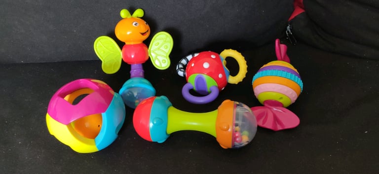 Baby toys / rattles bundle 