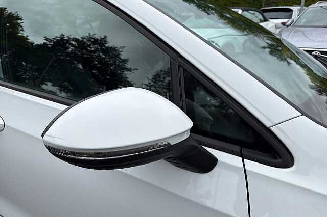 2023 Volkswagen Golf 1.5 TSI (EVO) 2022MY R-Line Hatchback Petrol Manual