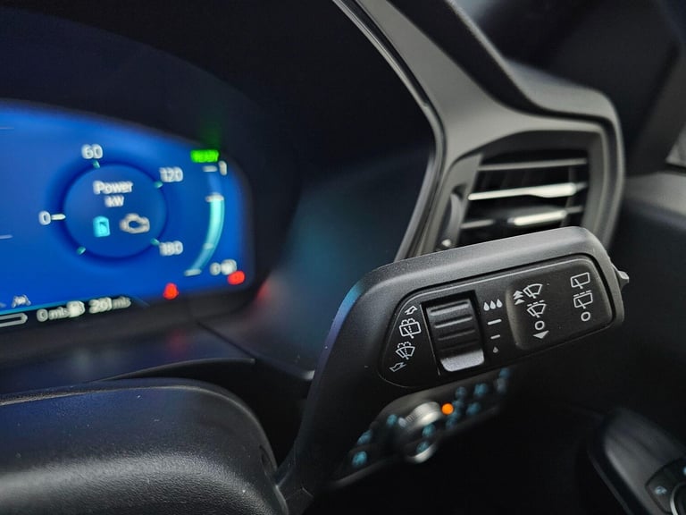  Ford Kuga 2.5 Duratec 14.4kWh ST-Line X Edition CVT Euro 6 (s/s) 5dr Petrol/Electric Hybrid Auto...