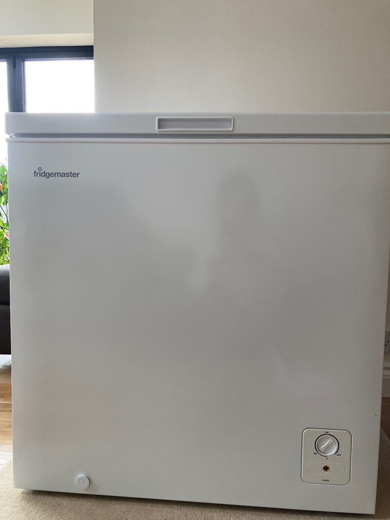 Chest freezer
