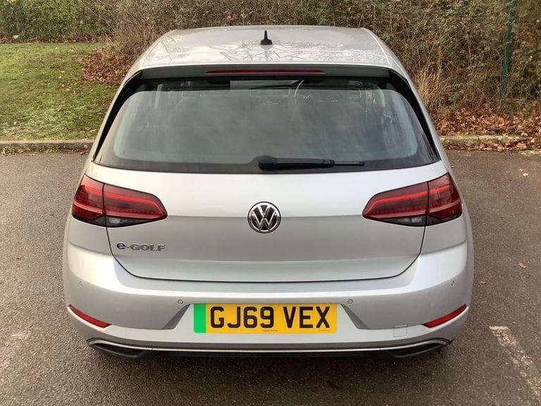 2019 Volkswagen Golf 35.8kWh e-Golf Hatchback 5dr Electric Auto (136 ps) Hatchback ELECTRIC Autom...