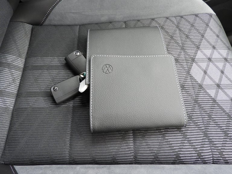 2025 Volkswagen T-Roc 1.5 TSI R-Line SUV 5dr Petrol Manual Euro 6 (s/s) (150 ps) HATCHBACK Petrol...