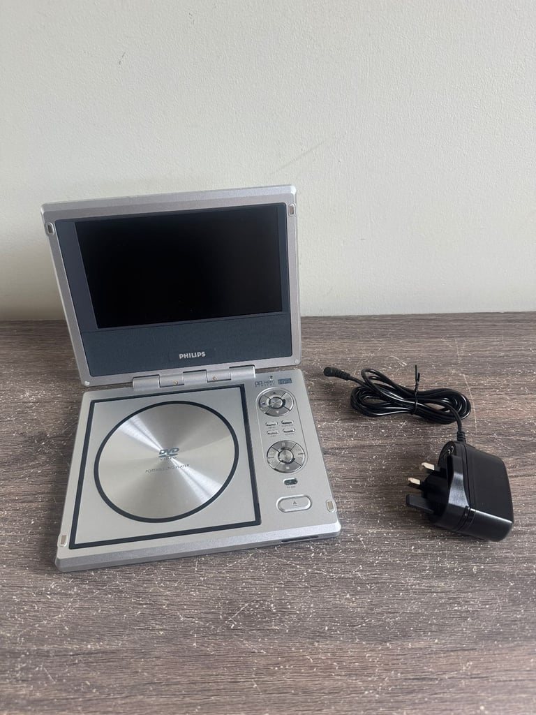 image for Philips PET710 Mini Portable 7 inch DVD Player Silver