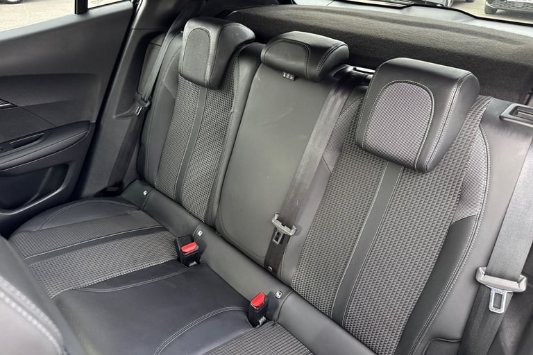 2021 Peugeot E-2008 50kWh GT Auto 5dr SUV Automatic