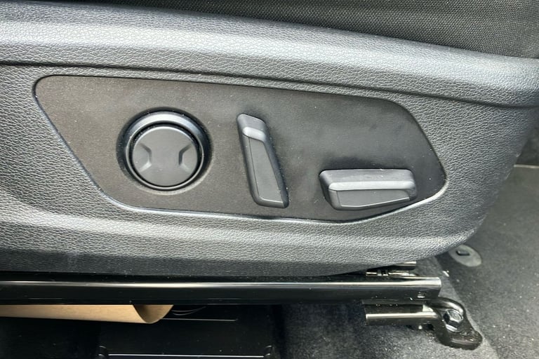  Kia Sportage 1.6 H T Gdi 4 Suv 5dr Petrol Hybrid Auto Euro 6 s/s 226 Bhp