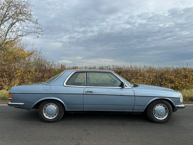 1986 Mercedes-Benz C Class 230 CE Coupe Petrol Automatic