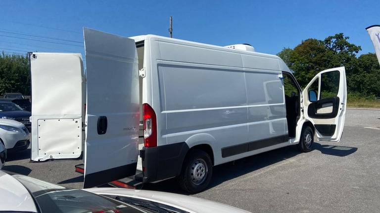 2015 Citroen Relay 2.2 HDi 35 L3 High Roof Euro 5 5dr PANEL VAN Diesel Manual