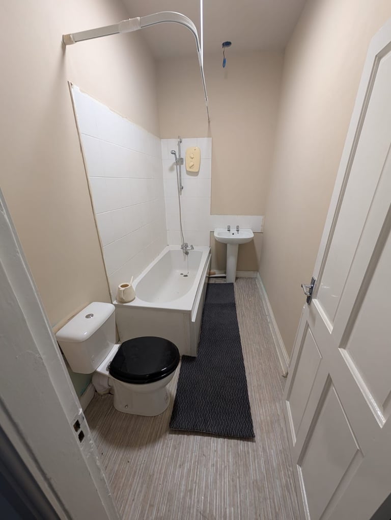 Newly refurbished 2 bed house Stretford