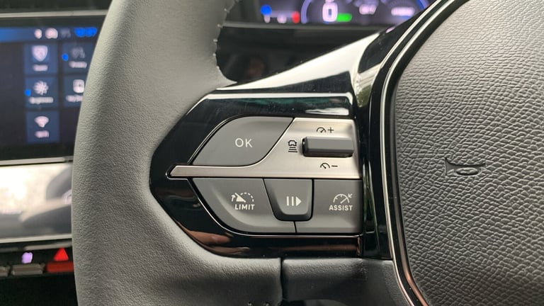 2025 Peugeot 308 SW 1.6 12.4kWh Allure Estate 5dr Petrol Plug-in Hybrid e-EAT Euro 6 (s/s) (180 E...