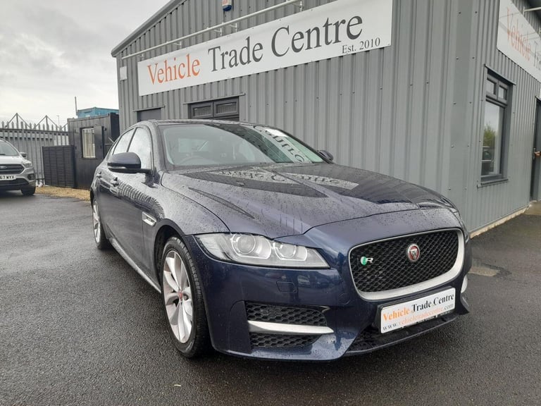 image for 2016 Jaguar XF 2.0d R-Sport Saloon 4dr Diesel Auto Euro 6 (s/s) (180 ps) SALOON Diesel Automatic