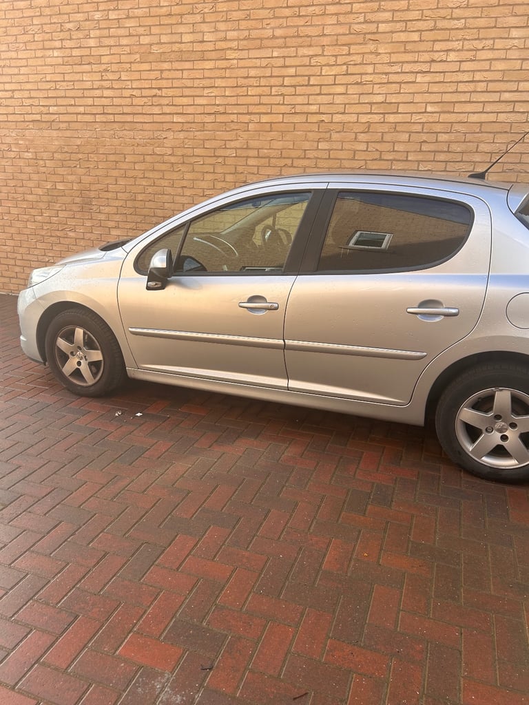 Peugeot, 207, Hatchback, 2010, Manual, 1397 (cc), 5 doors