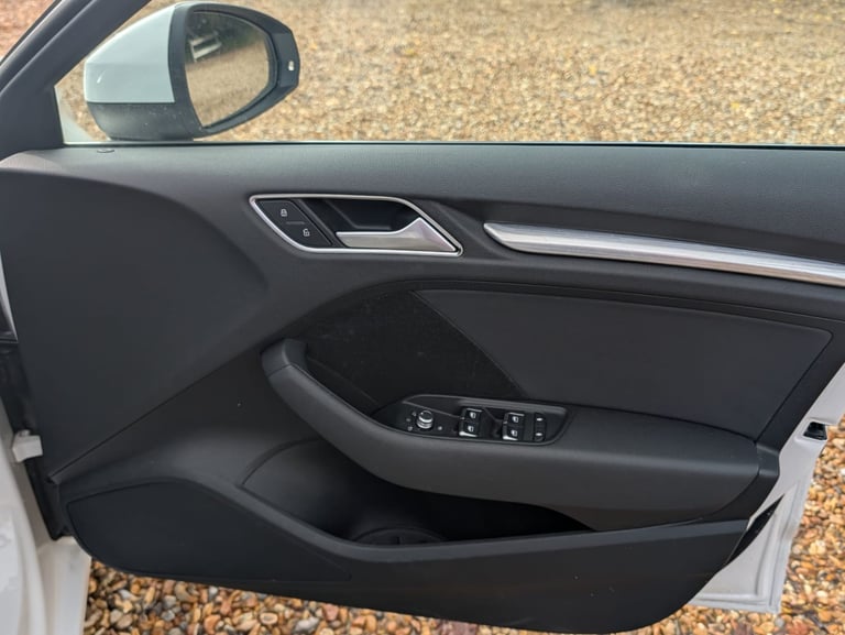 Audi, A3, 2015, Manual, 1968 (cc), 5 door, long MoT 