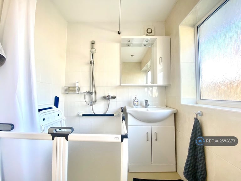 3 bedroom house in Warden Avenue, Harrow, HA2 (3 bed) (#2682873)