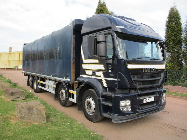 Iveco Stralis 360 8X2 FLAT CURTAINSIDER SLIDING CANOPY
