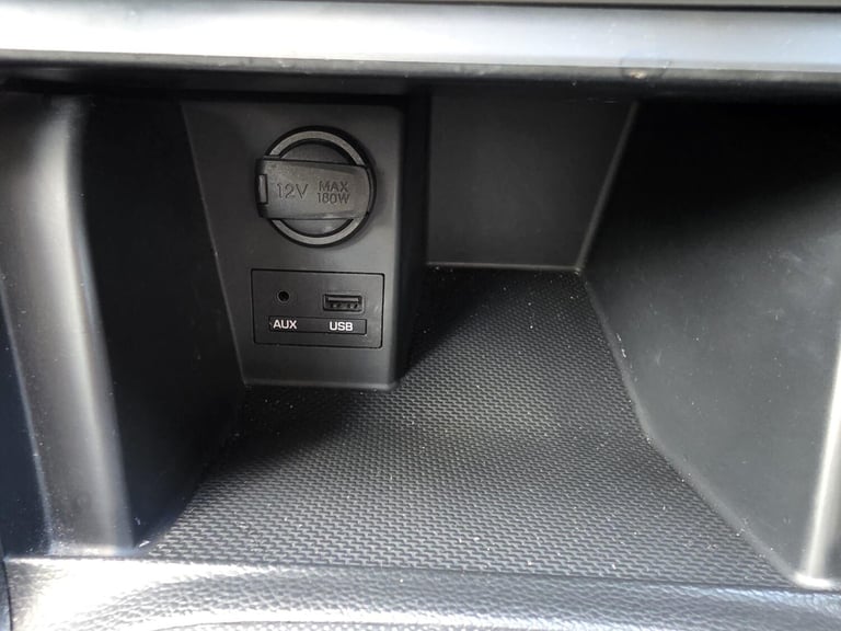 2017 Hyundai i10 1.0 Premium Euro 6 5dr HATCHBACK Petrol Manual