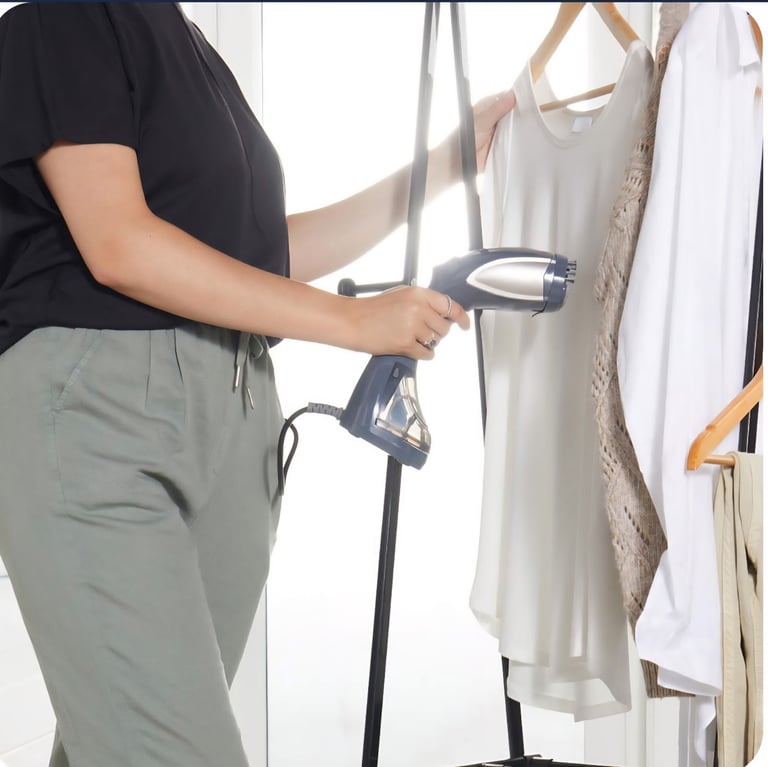 image for Beldray steam iron/1100w