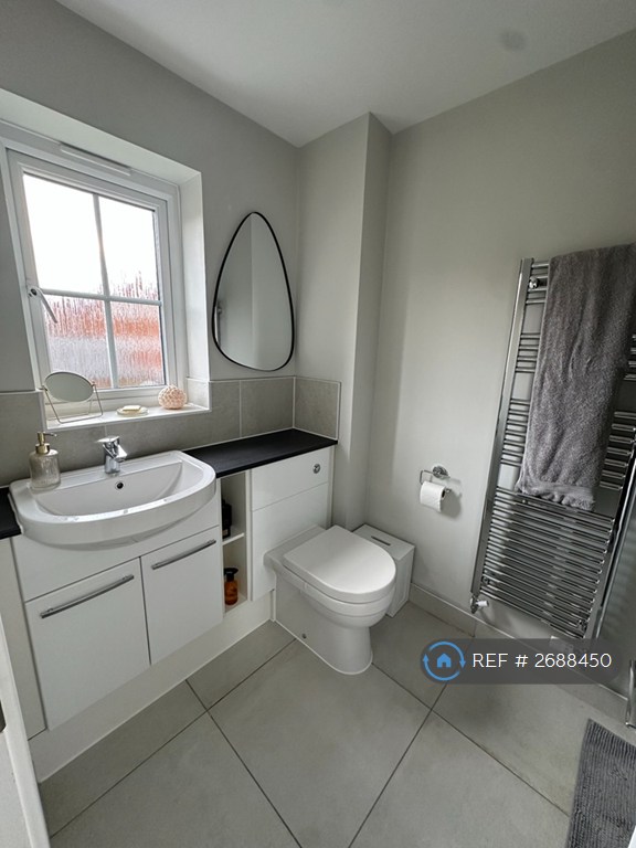 3 bedroom house in Hodgkin Way, Didcot, OX11 (3 bed) (#2688450)