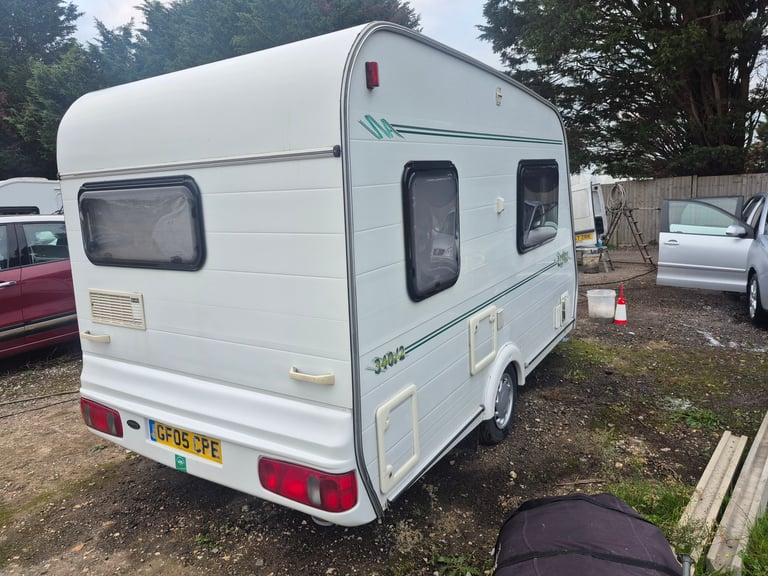 Compass lynx 340/2 touring caravan year 2000 2 berth lightweight