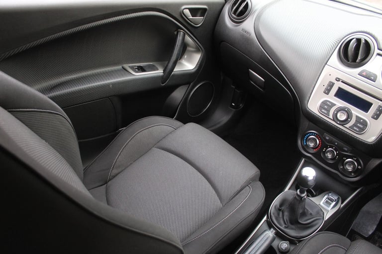 2009 Alfa Romeo MiTo 1.4 TB Lusso Euro 4 3dr HATCHBACK Petrol Manual