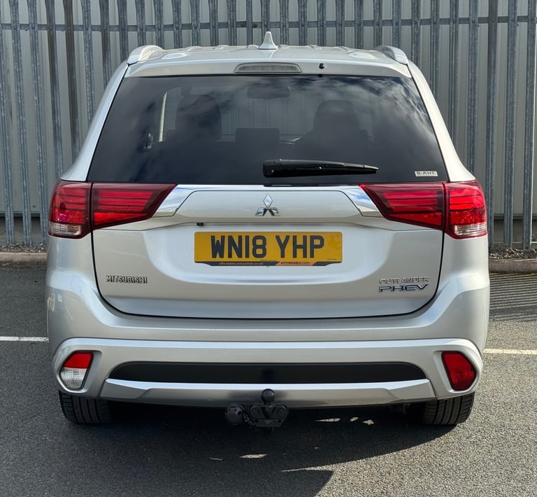 2018 Mitsubishi Outlander 2.0 HYBRID AUTOMATIC 4WD ESTATE Petrol Parallel Phev Automatic