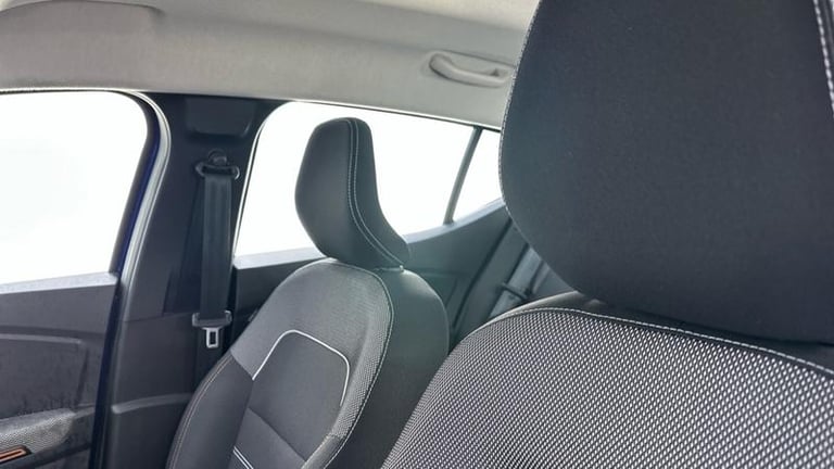 2023 Dacia Sandero Stepway 1.0 TCe Expression Hatchback 5dr Bi Fuel Manual Euro 6 (s/s) (100 ps) ...
