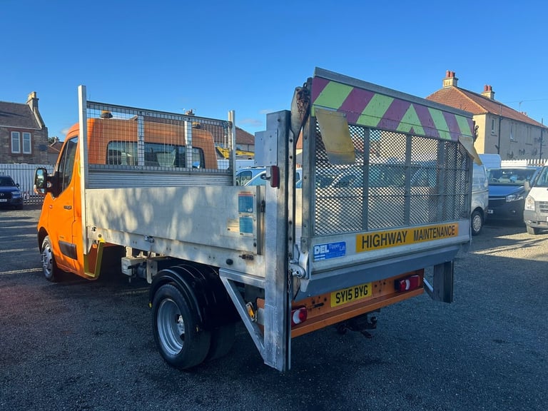 2015 Renault Master 125.35 dCi Chassis Cab SGLCAB TIPPER CHASSIS CAB Diesel Manual