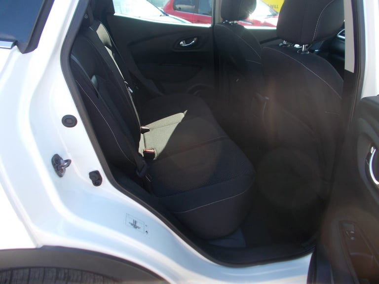 2016 Renault Kadjar 1.5 dCi Dynamique Nav 5dr HATCHBACK Diesel Manual