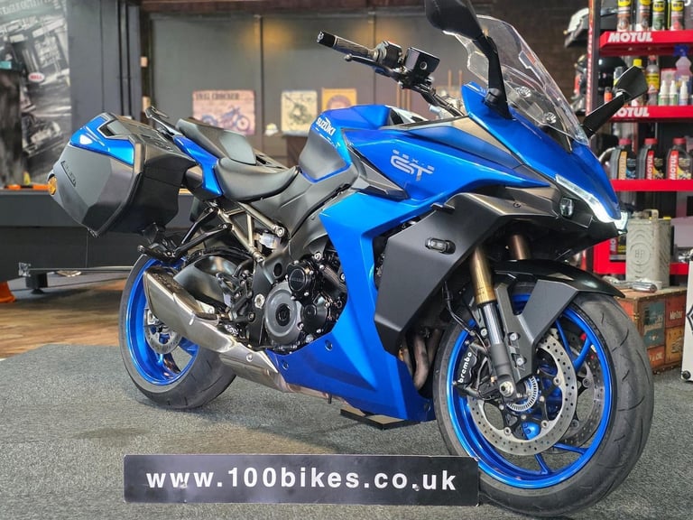 2023 SUZUKI GSX-S 1000 GT LUGGAGE WITH 4,870 MILE'S 