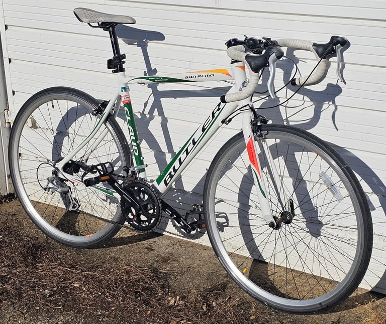 image for Claud Butler San Remo 6061 T4-T6 Aluminium Road Bike with Specialized Armadillo Anti-Pucture Tyres