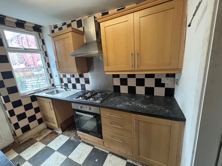 FREE Kitchen units 