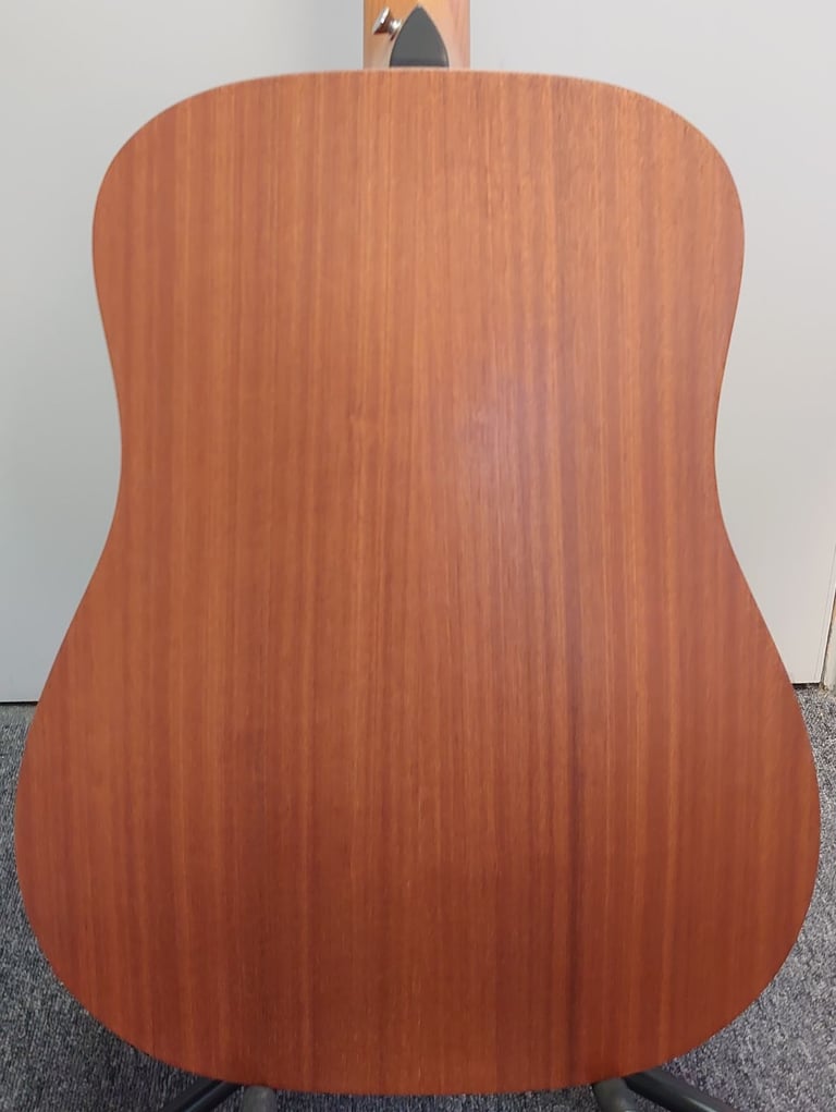 Taylor Academy 10 | Acoustic Guitar | Case