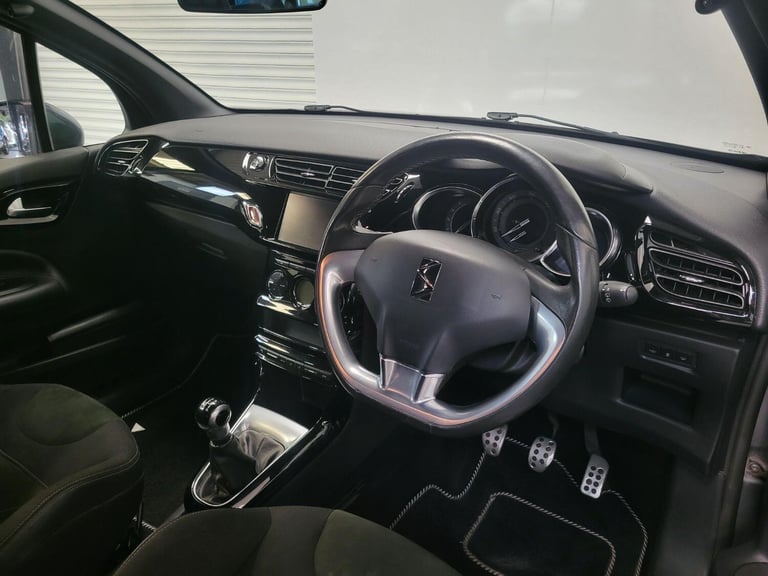 DS AUTOMOBILES DS 3 1.6 BlueHDi Elegance 2017