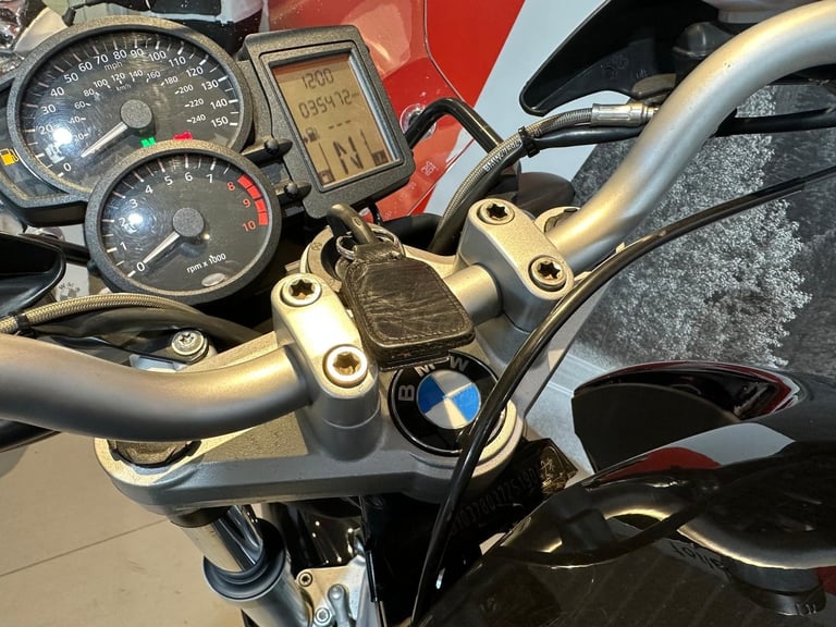 BMW R1200 R 2007 with 35,472 miles 