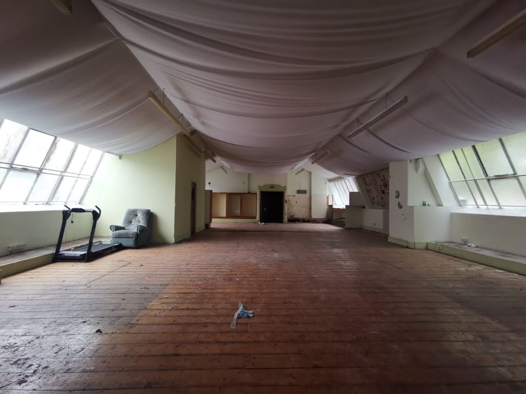 large first floor space space available Walsall Town centre