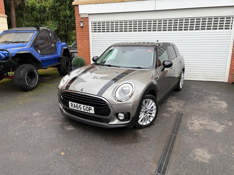 image for  MINI Clubman 1.5 Cooper Auto Euro 6 (s/s) 6dr Petrol Automatic